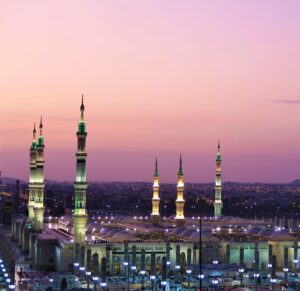 Obvezno cepljenje proti meningokoknemu meningitisu v Savdski Arabiji